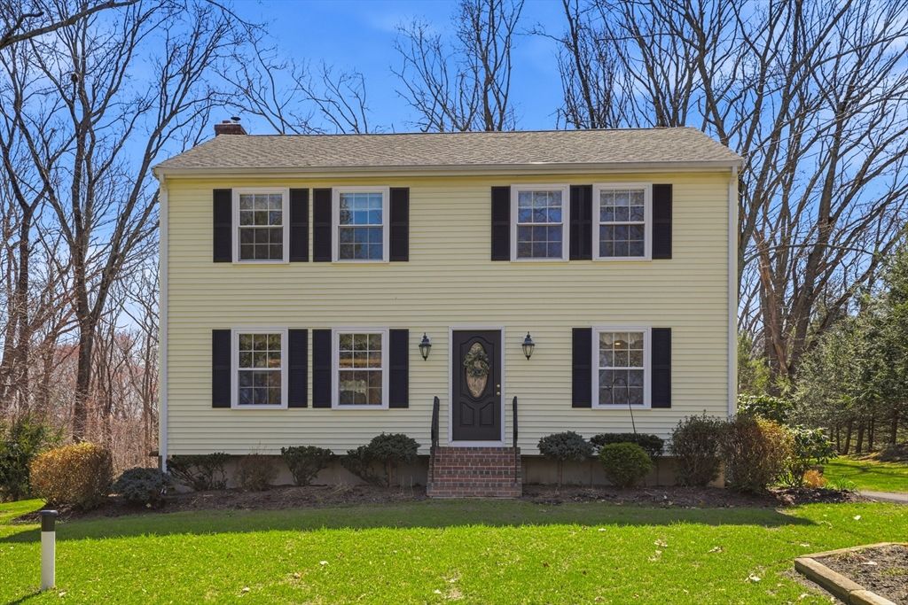 254 Handy St, Attleboro, MA 02702