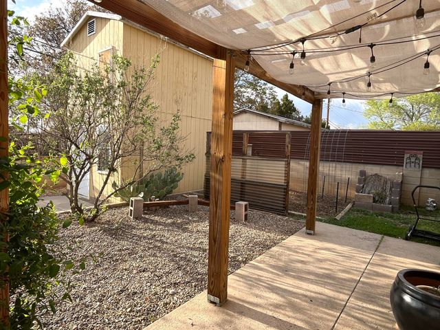 3121 Madeira Drive NE, Albuquerque, NM 87110