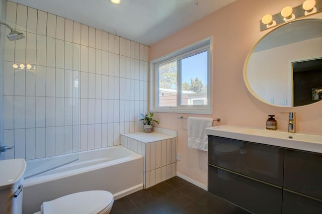 3121 Madeira Drive NE, Albuquerque, NM 87110