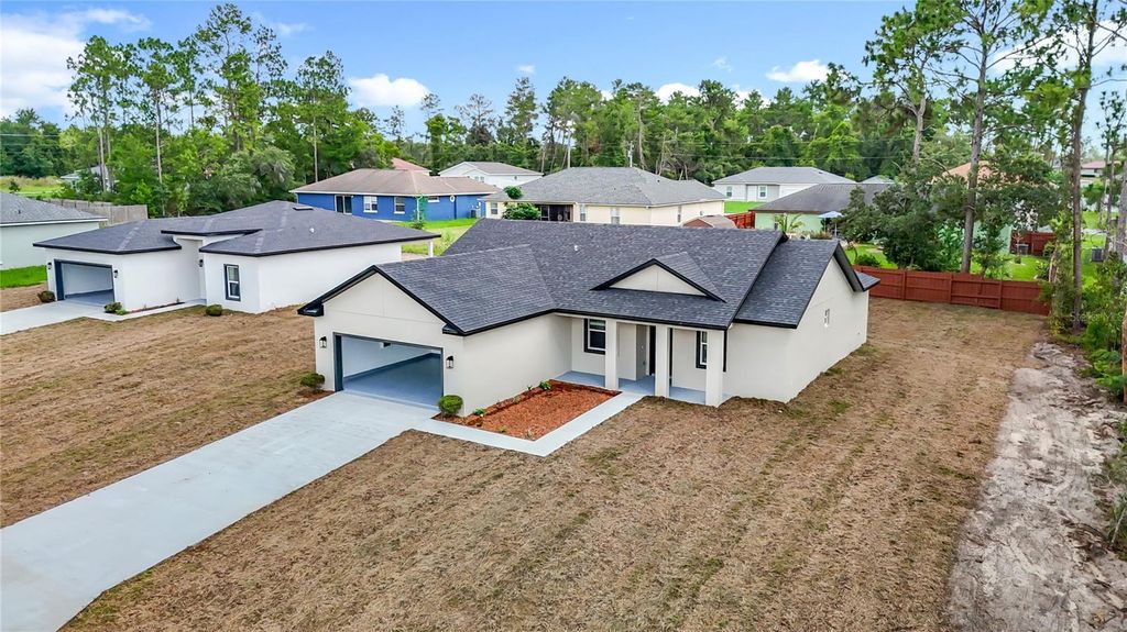 Image 12 of property listing at 4416 SW 150TH PLACE, Ocala, FL 34473