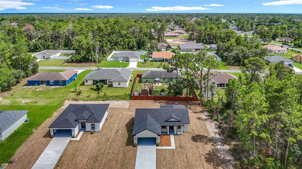 Image 7 of property listing at 4416 SW 150TH PLACE, Ocala, FL 34473