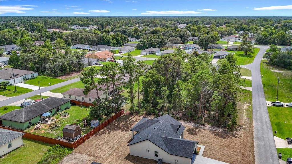 Image 9 of property listing at 4416 SW 150TH PLACE, Ocala, FL 34473