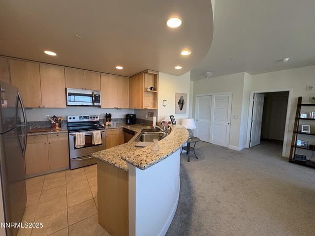 450 N Arlington Avenue UNIT 1207, Reno, NV 89503