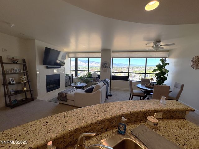 450 N Arlington Avenue UNIT 1207, Reno, NV 89503