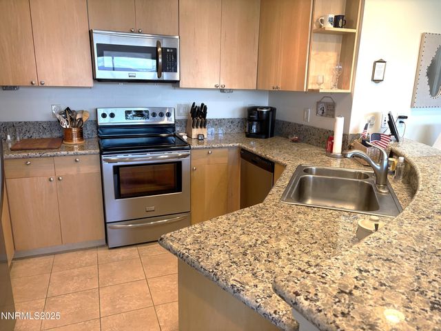 450 N Arlington Avenue UNIT 1207, Reno, NV 89503