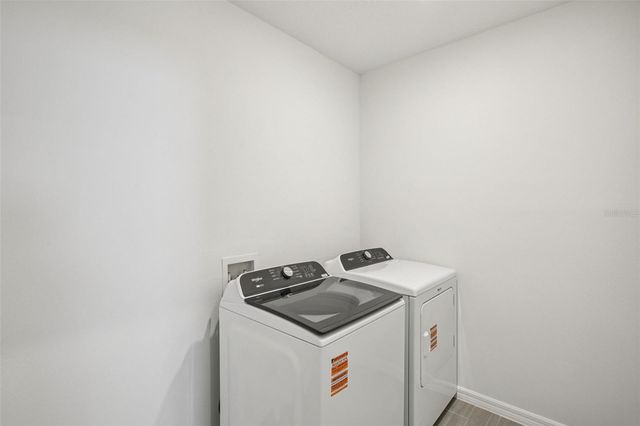 1822 COOLRIDGE PLACE, Zephyrhills, FL 33541