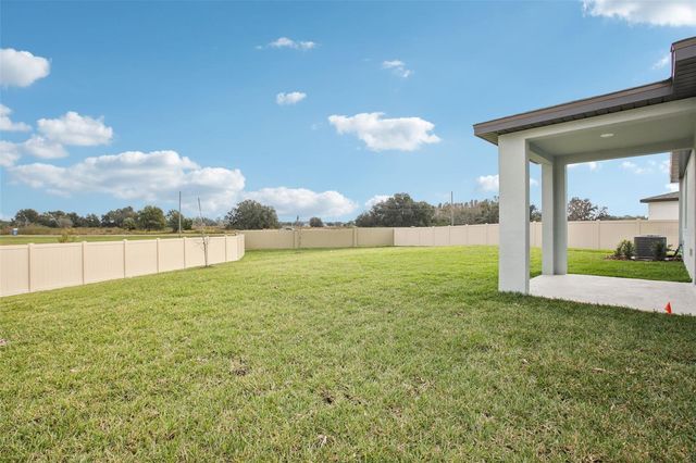 1822 COOLRIDGE PLACE, Zephyrhills, FL 33541