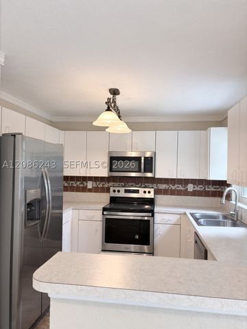 2297 NW 171st Ter, Pembroke Pines, FL 33028