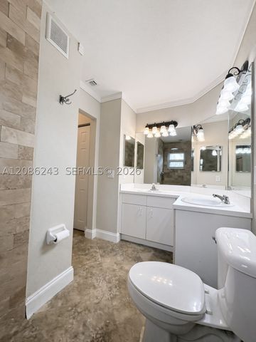 2297 NW 171st Ter, Pembroke Pines, FL 33028