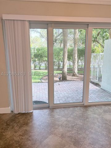 2297 NW 171st Ter, Pembroke Pines, FL 33028