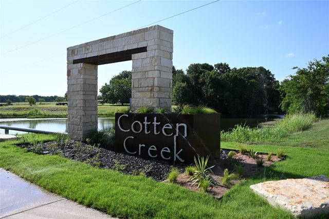 5004 Bluegrass Lane, Azle, TX 76020