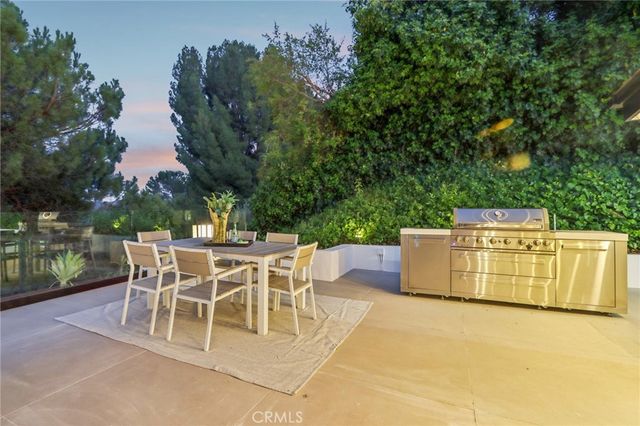 4140 Aleman Drive, Tarzana, CA 91356