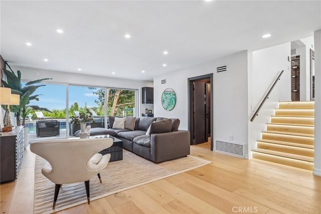 4140 Aleman Drive, Tarzana, CA 91356