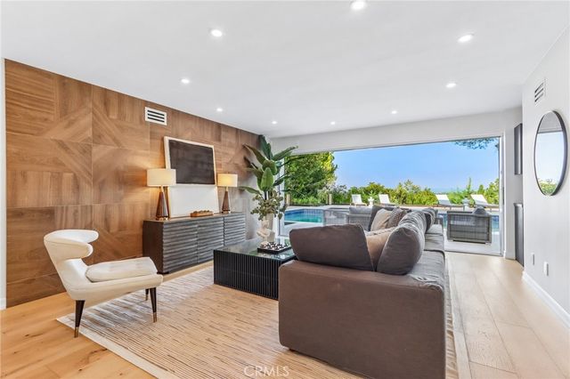 4140 Aleman Drive, Tarzana, CA 91356