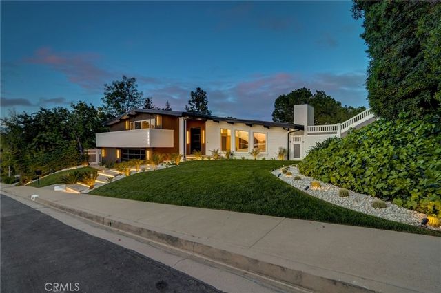 4140 Aleman Drive, Tarzana, CA 91356