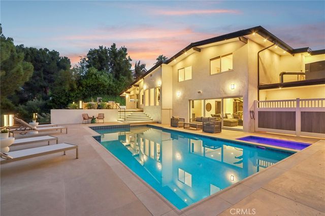 4140 Aleman Drive, Tarzana, CA 91356