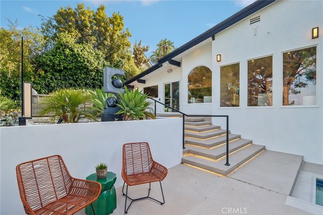 4140 Aleman Drive, Tarzana, CA 91356
