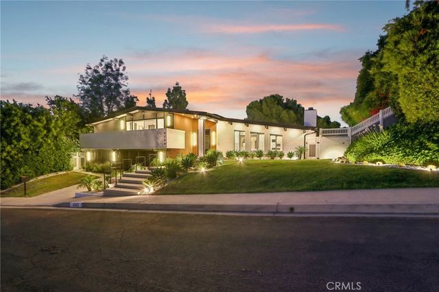 4140 Aleman Drive, Tarzana, CA 91356