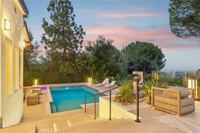 4140 Aleman Drive, Tarzana, CA 91356