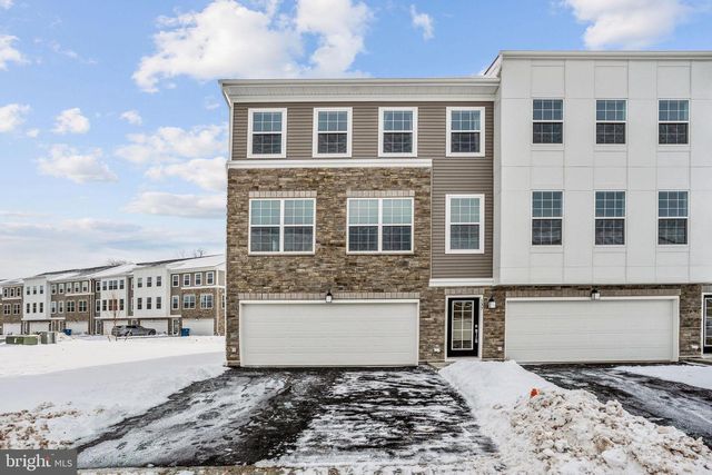 137 ADA HIGHTOWER AVE, Pennington, NJ 08534