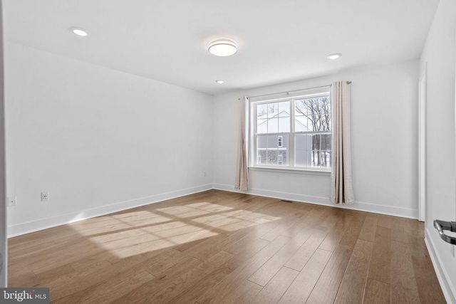 137 ADA HIGHTOWER AVE, Pennington, NJ 08534