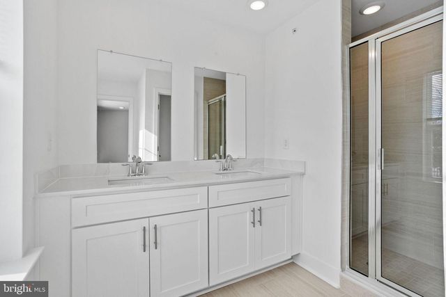 137 ADA HIGHTOWER AVE, Pennington, NJ 08534