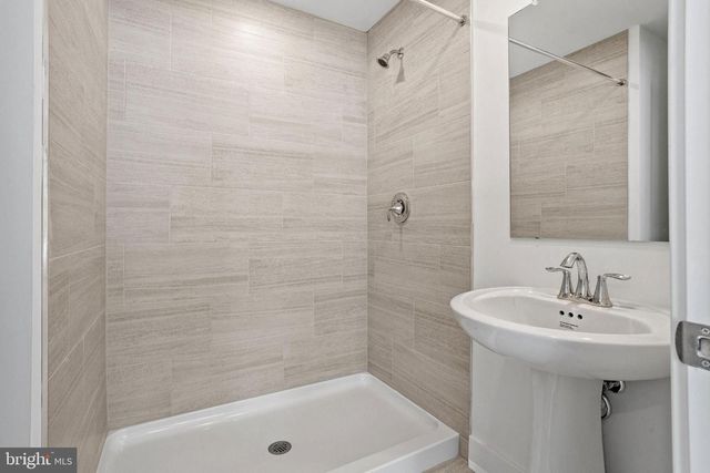 137 ADA HIGHTOWER AVE, Pennington, NJ 08534