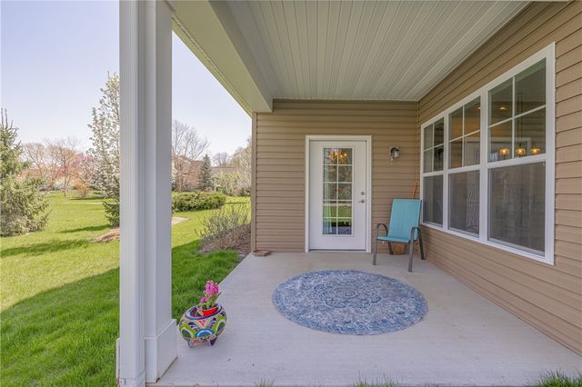 801 Rivers Run, Henrietta, NY 14623