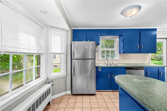 64 White Birch Road, Cranston, RI 02920