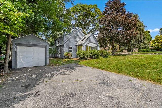64 White Birch Road, Cranston, RI 02920