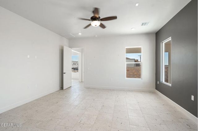 816 Fairford Place, Horizon City, TX 79928