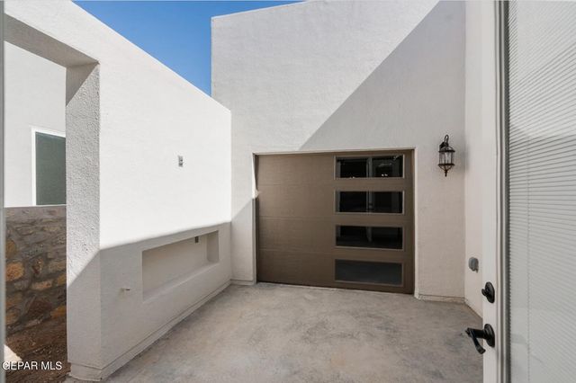 816 Fairford Place, Horizon City, TX 79928