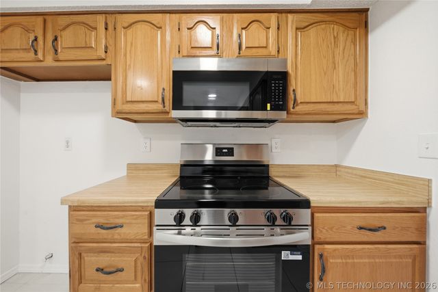 5405 S Lions Avenue, Broken Arrow, OK 74011