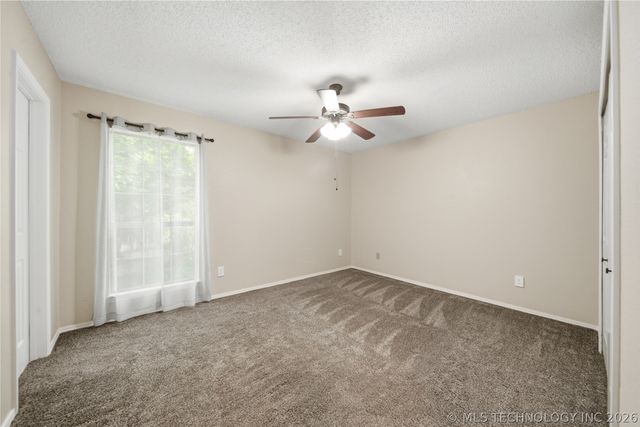 5405 S Lions Avenue, Broken Arrow, OK 74011