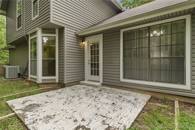 5405 S Lions Avenue, Broken Arrow, OK 74011