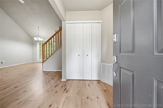 5405 S Lions Avenue, Broken Arrow, OK 74011