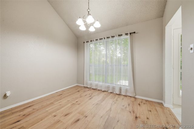 5405 S Lions Avenue, Broken Arrow, OK 74011