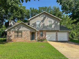 5405 S Lions Avenue, Broken Arrow, OK 74011