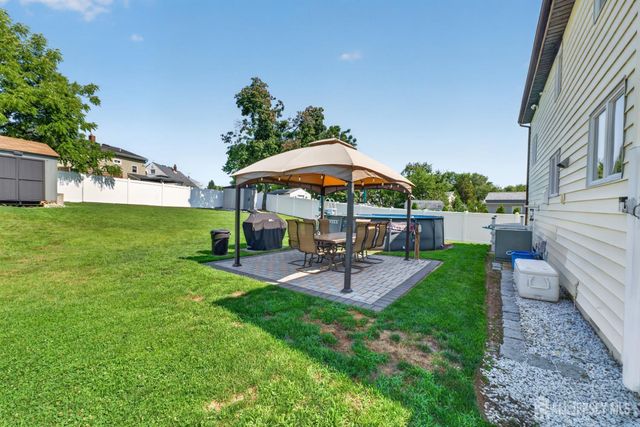 5 Jupiter Court, Old Bridge, NJ 08879