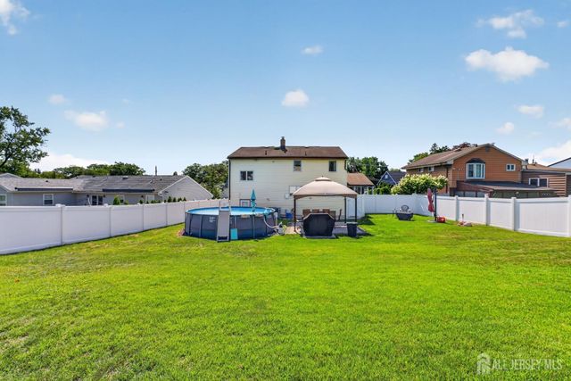 5 Jupiter Court, Old Bridge, NJ 08879
