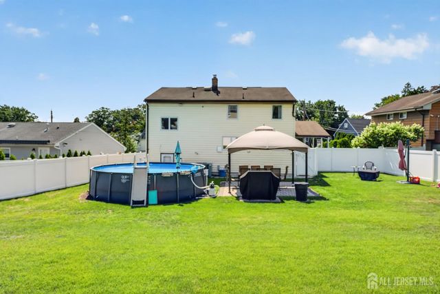 5 Jupiter Court, Old Bridge, NJ 08879