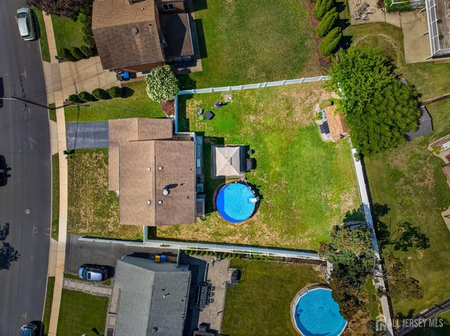 5 Jupiter Court, Old Bridge, NJ 08879