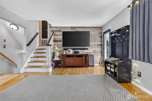 5 Jupiter Court, Old Bridge, NJ 08879