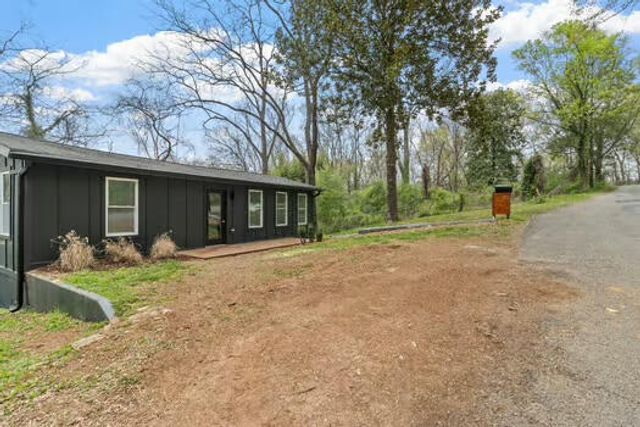 20 Moon Street, Chattanooga, TN 37406