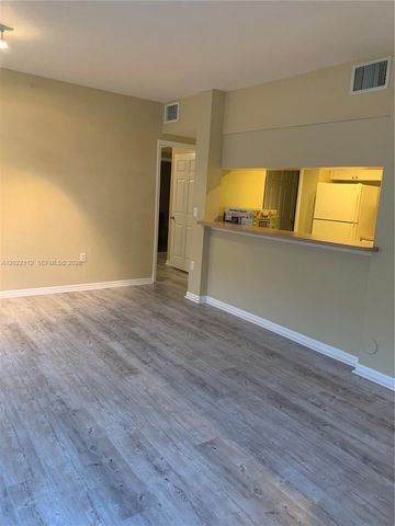 6572 W Sample Rd 6572, Coral Springs, FL 33067