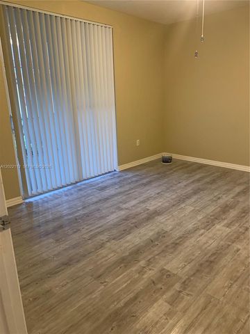 6572 W Sample Rd 6572, Coral Springs, FL 33067