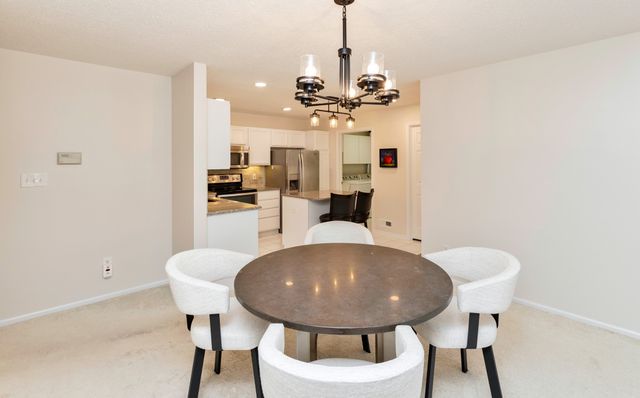 10500 Meredith Drive 3, Urbandale, IA 50322