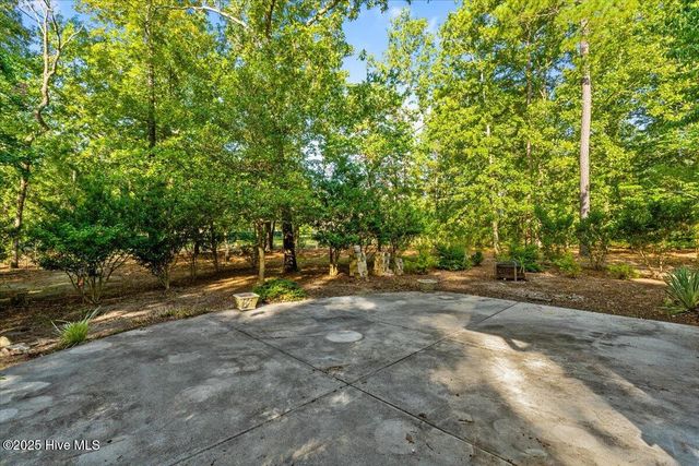 3 Cordelia Way, Vass, NC 28394