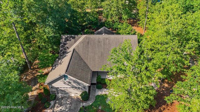 3 Cordelia Way, Vass, NC 28394