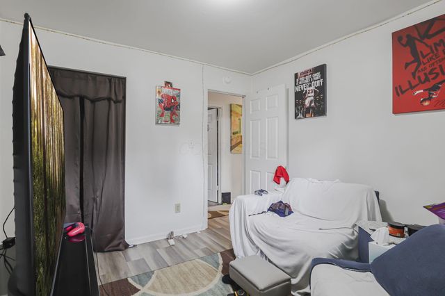 2376 Marcia Drive, Columbus, OH 43211